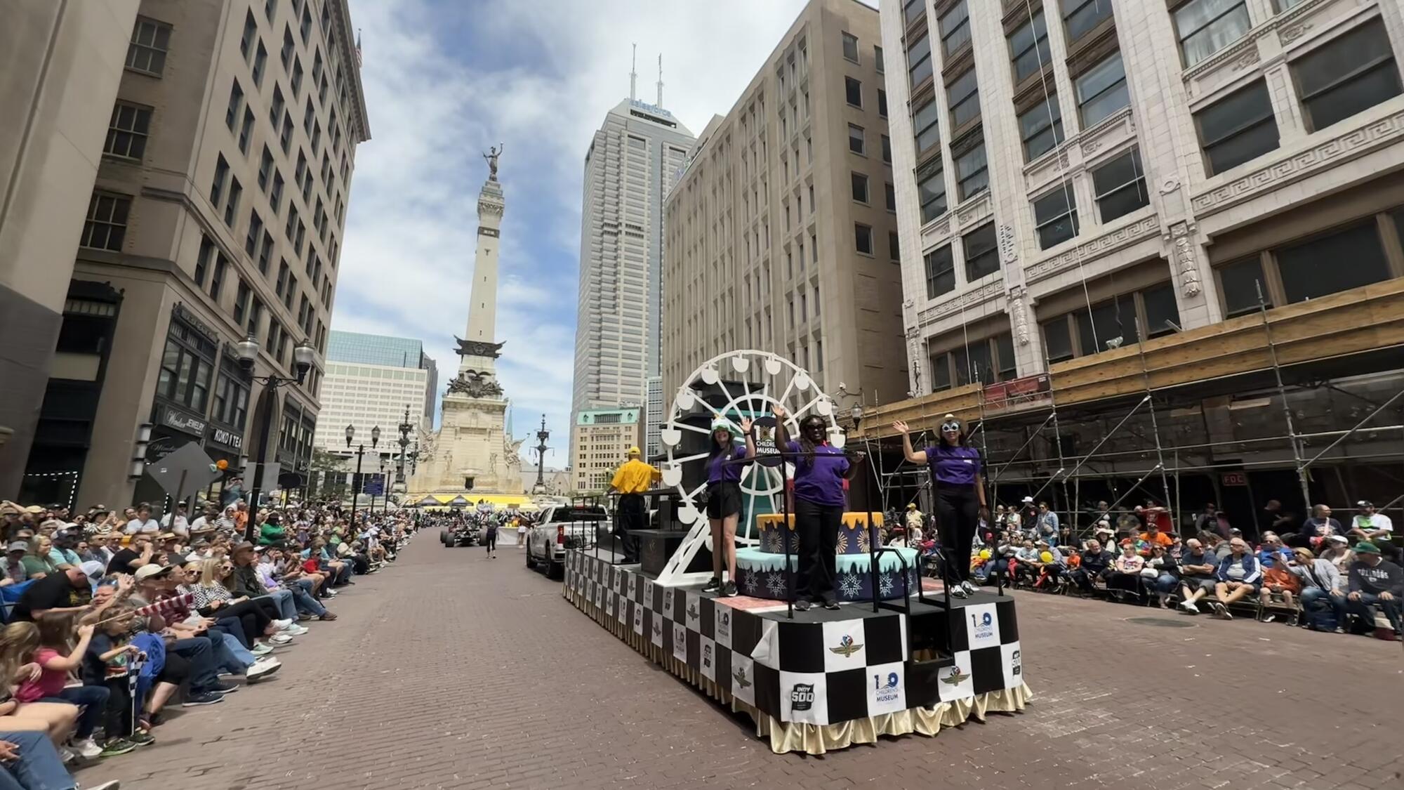 The Children's Museum's float in front of the Soldiers and Sailors Monument during the 500 Festival Parade.