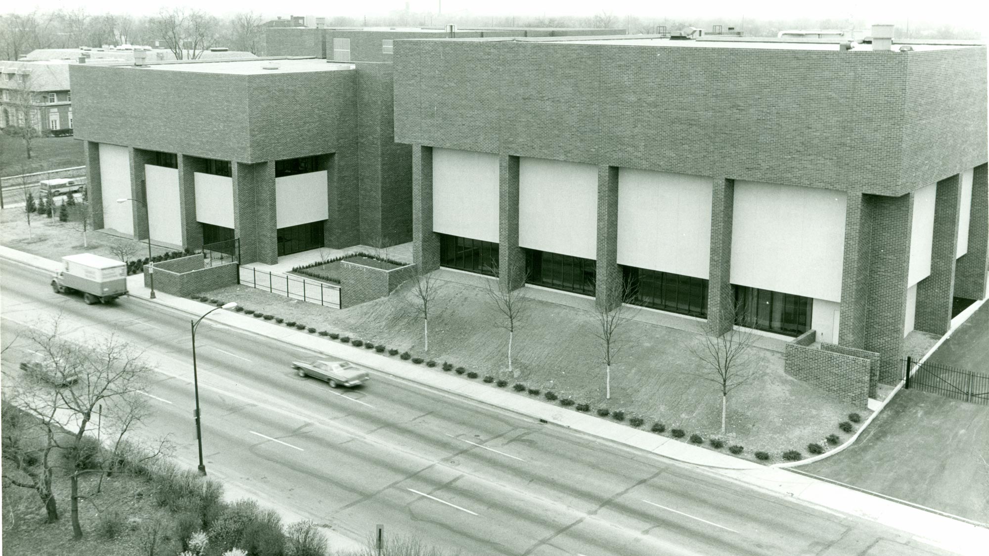 Exterior of The Children's Museum of Indianapolis after construction in 1976.