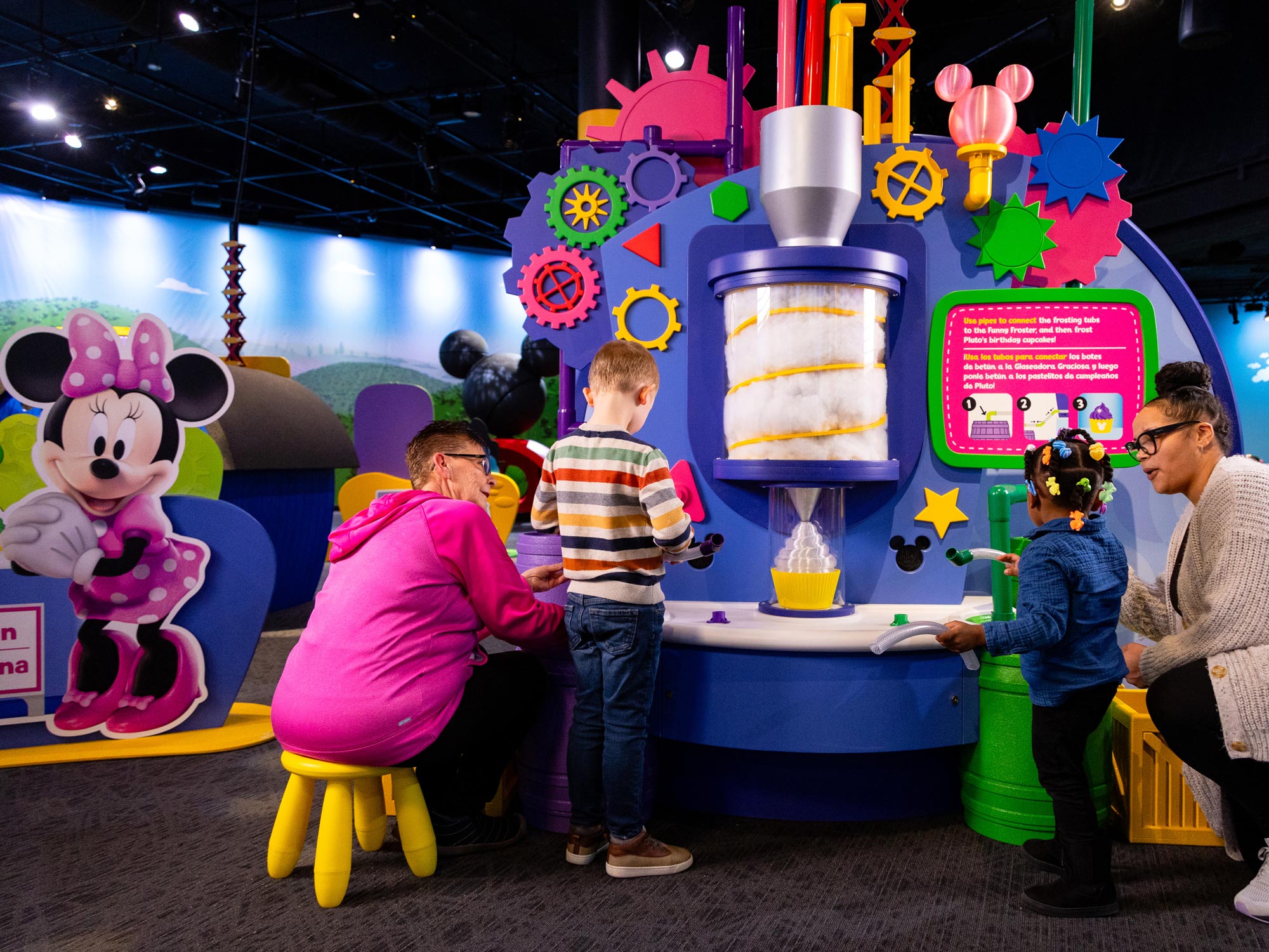 Families playing in the exhibit.