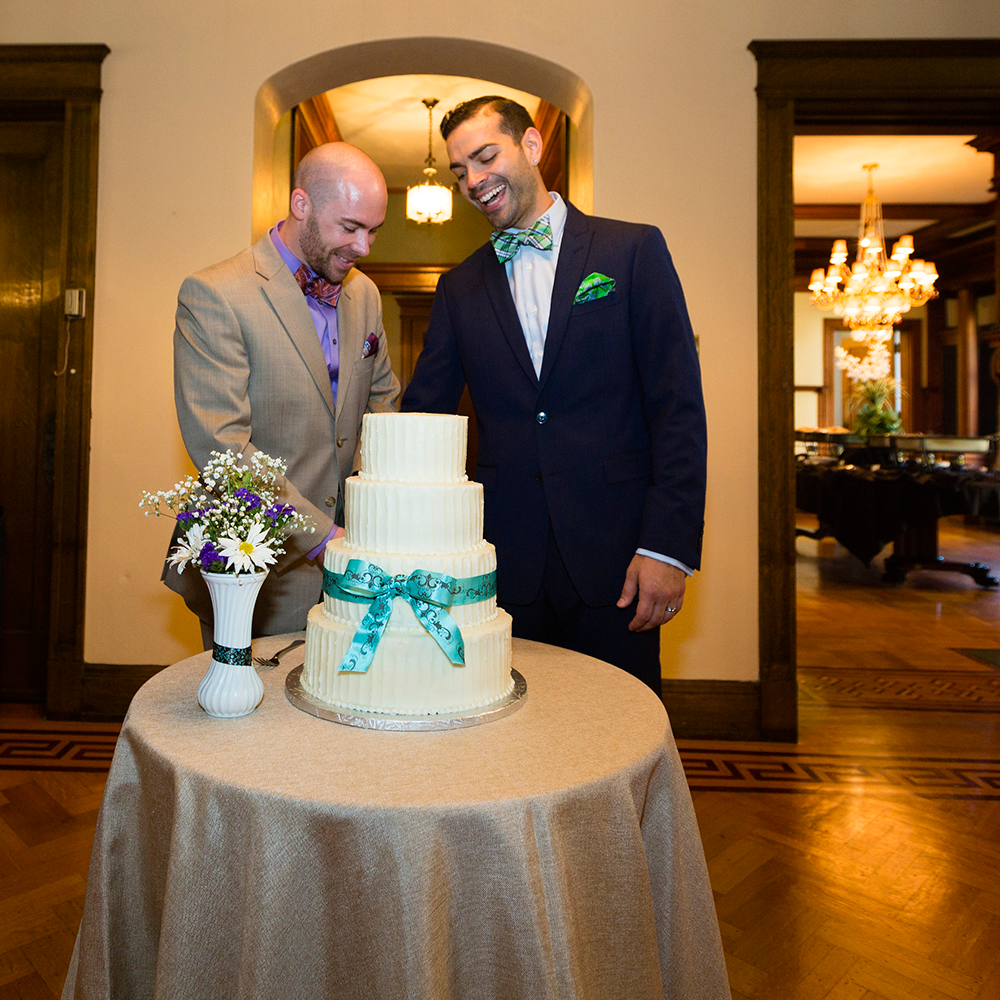 Weddings inside The Manor at The Children's Museum of Indianapolis